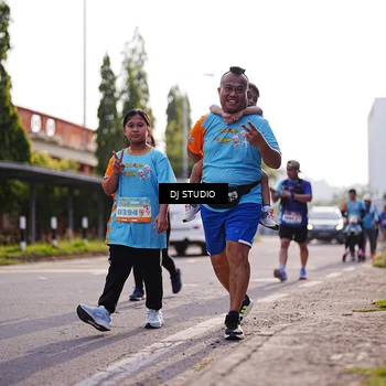 Runner Photo 8385206