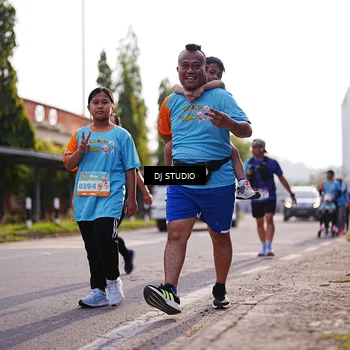 Runner Photo 8385214