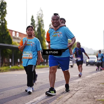 Runner Photo 8385218