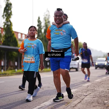 Runner Photo 8385222