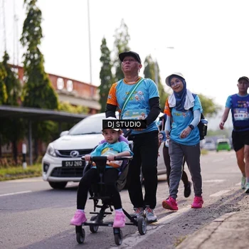 Runner Photo 8385235