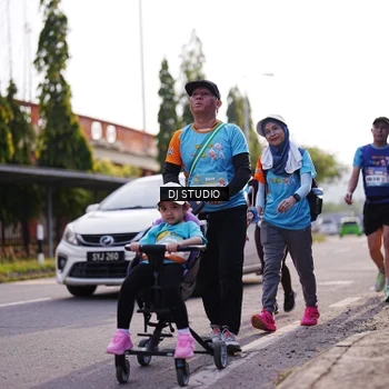 Runner Photo 8385239