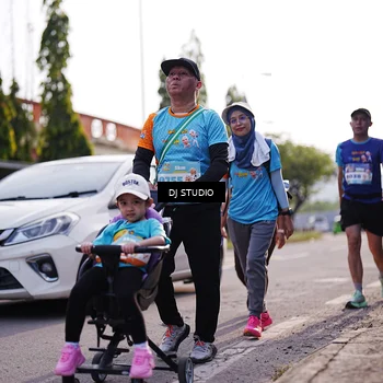 Runner Photo 8385244