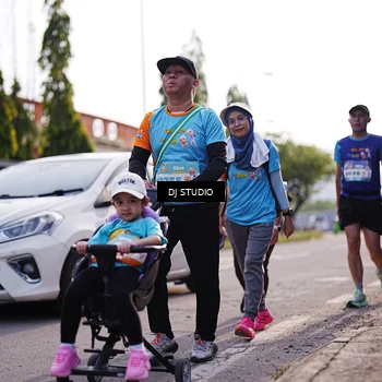 Runner Photo 8385246