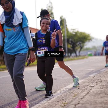 Runner Photo 8385247