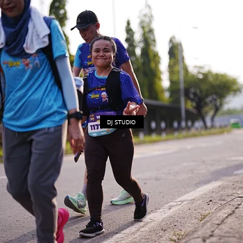 Runner Photo 8385254