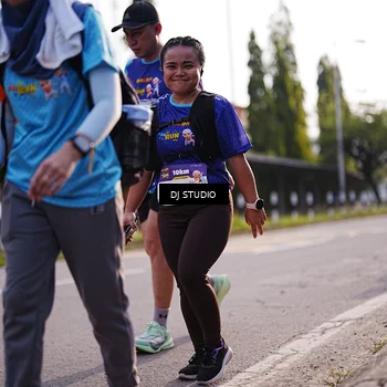 Runner Photo 8385261