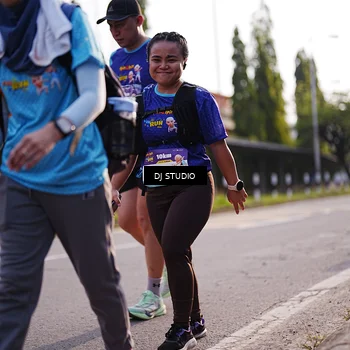 Runner Photo 8385262