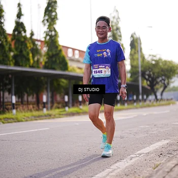 Runner Photo 8385265