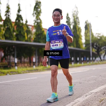 Runner Photo 8385274