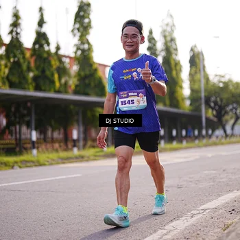Runner Photo 8385277