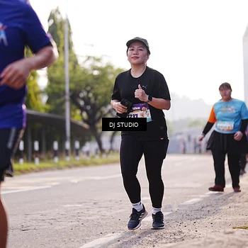 Runner Photo 8385308