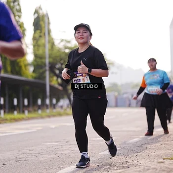 Runner Photo 8385310