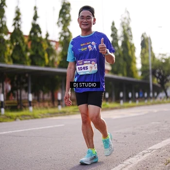 Runner Photo 8385312