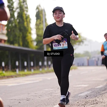 Runner Photo 8385318