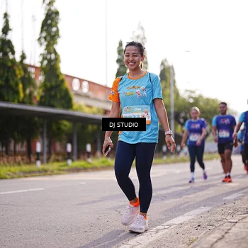 Runner Photo 8385359