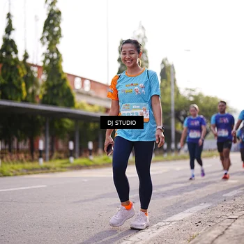 Runner Photo 8385364