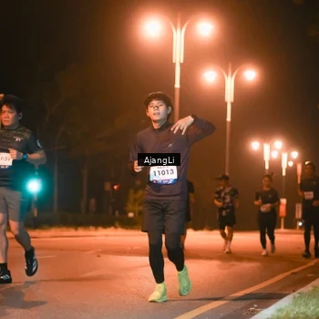 Runner Photo 8385370