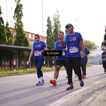 Runner Photo 8385377