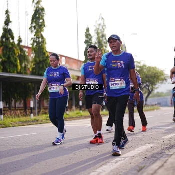 Runner Photo 8385390
