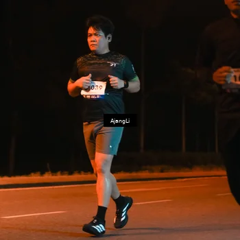 Runner Photo 8385392