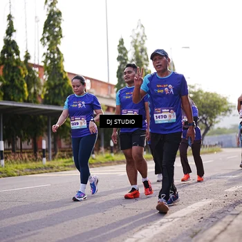 Runner Photo 8385393