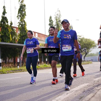 Runner Photo 8385395
