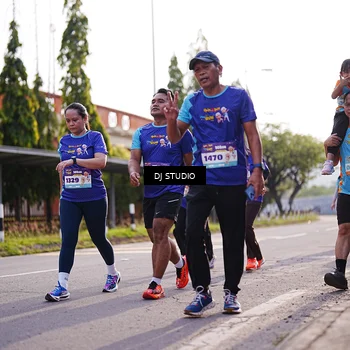 Runner Photo 8385397