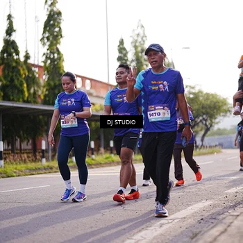 Runner Photo 8385400
