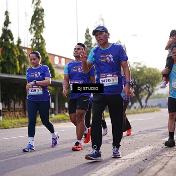 Runner Photo 8385401