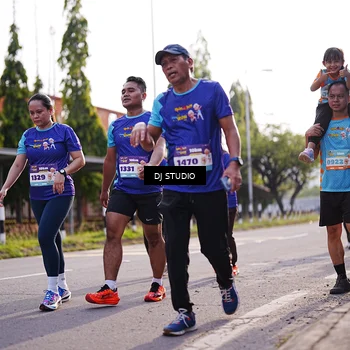 Runner Photo 8385409