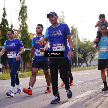 Runner Photo 8385411