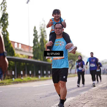 Runner Photo 8385415
