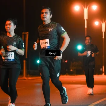 Runner Photo 8385421