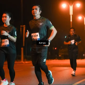 Runner Photo 8385425