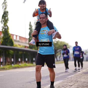 Runner Photo 8385439