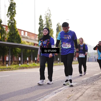 Runner Photo 8385448