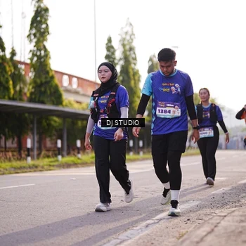 Runner Photo 8385455