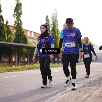 Runner Photo 8385460