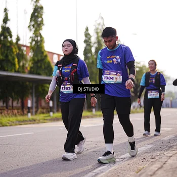 Runner Photo 8385466