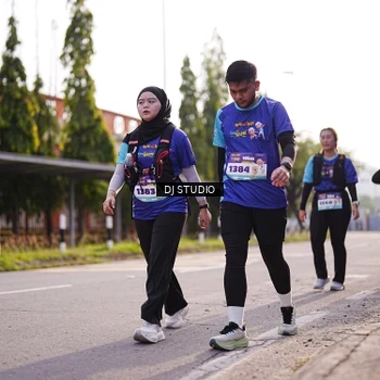 Runner Photo 8385470