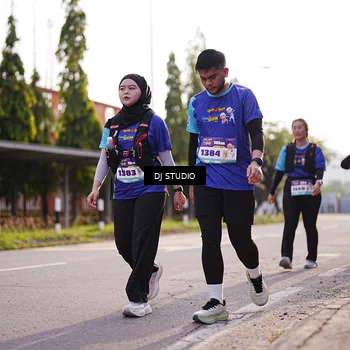 Runner Photo 8385471