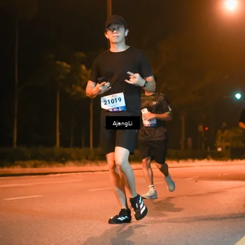 Runner Photo 8385506