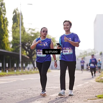 Runner Photo 8385514
