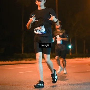 Runner Photo 8385518