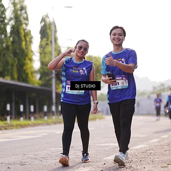 Runner Photo 8385532