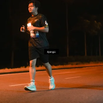 Runner Photo 8385538