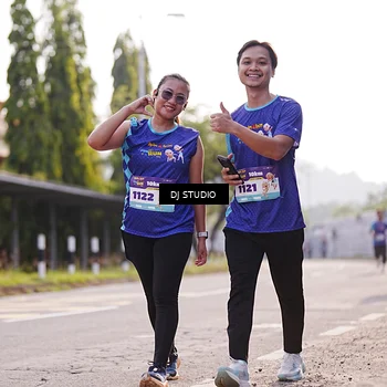 Runner Photo 8385547