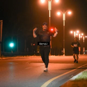 Runner Photo 8385564