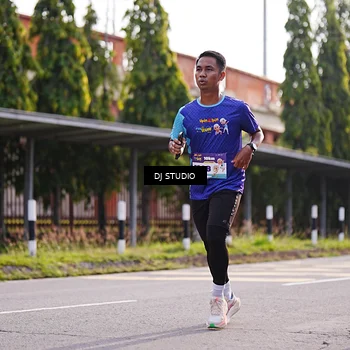 Runner Photo 8385570
